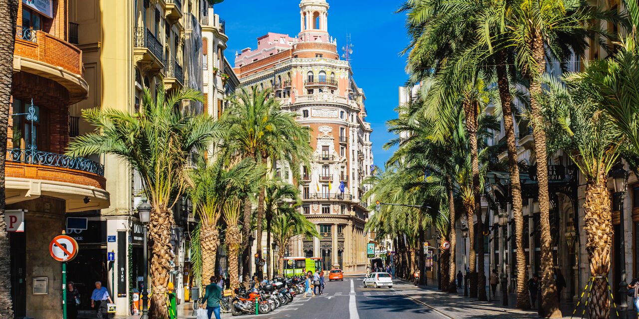 Carrer de les Barques