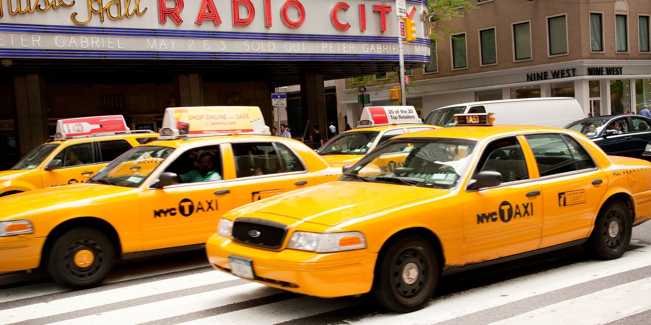 Taxis in front of Radio City Music Hall