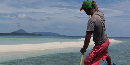 On the way to the island of Banda