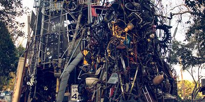 Weird: Cathedral of Junk