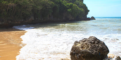 The rugged beach of Padang Padang